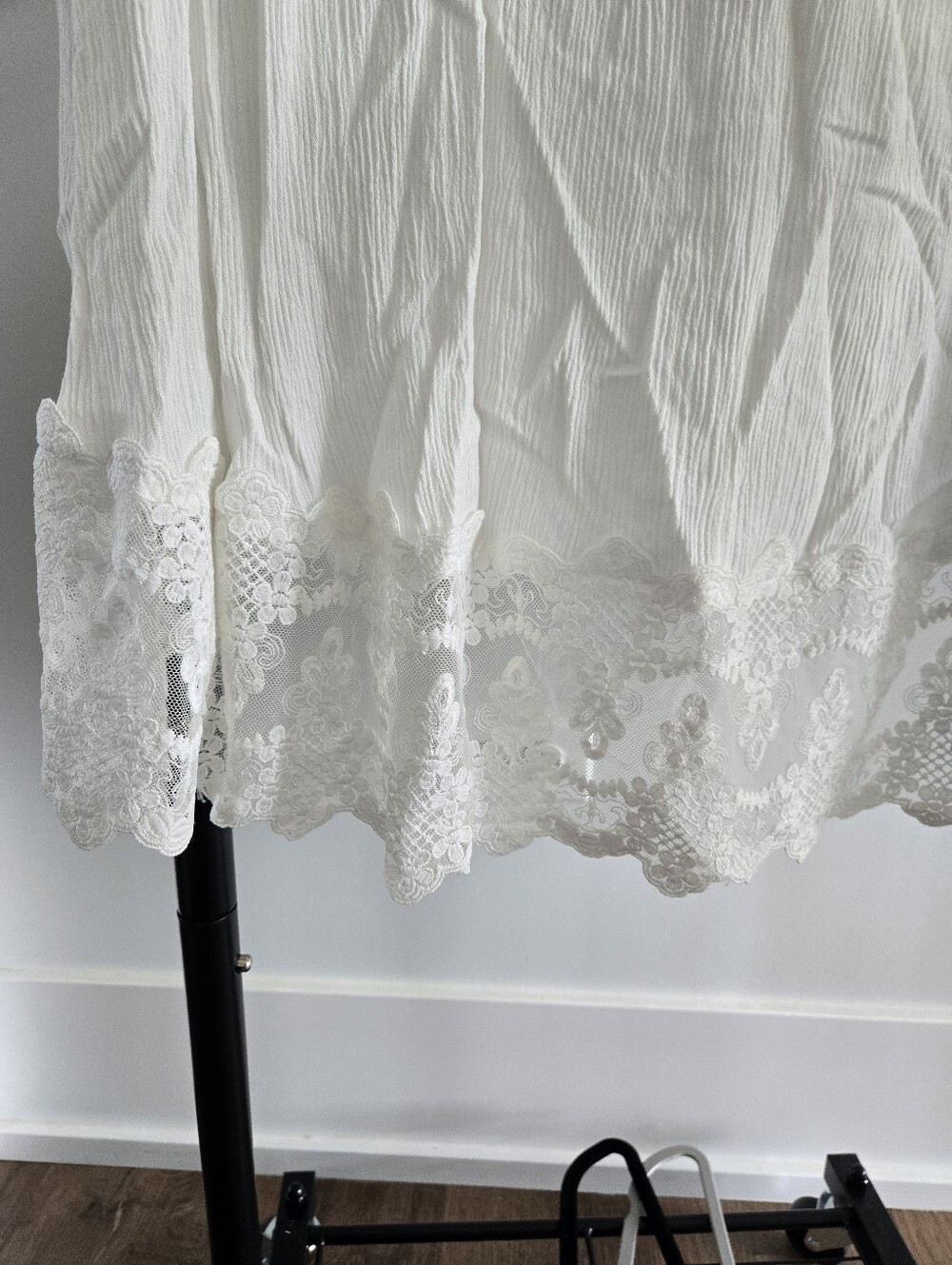 Maurices White Boho Lace Hem Dress Short Sleeve V-Neck Women LARGE - Picture 6 of 6